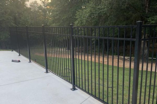 Aluminum fence installation in Pensacola Florida
