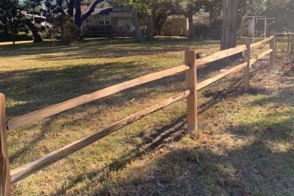 Wood fence installation in Pensacola Florida